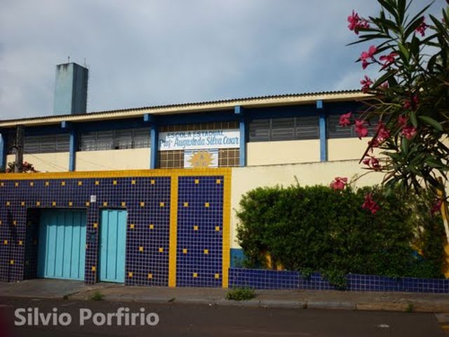 Escola Estadual Victor Lacorte Prof - Jardim Ártico, Araraquara, SP ...
